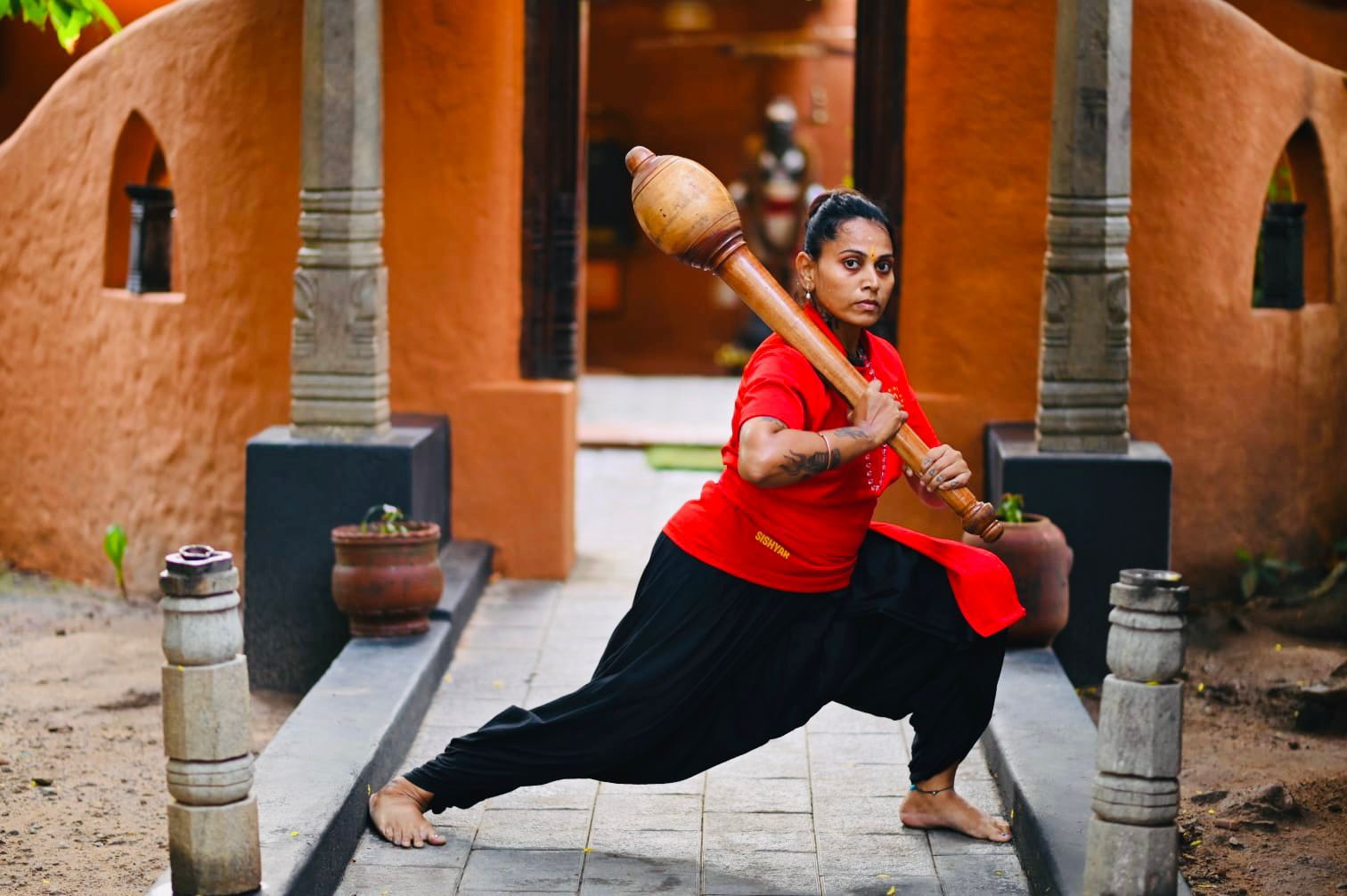 Low stance with Karala Kattai